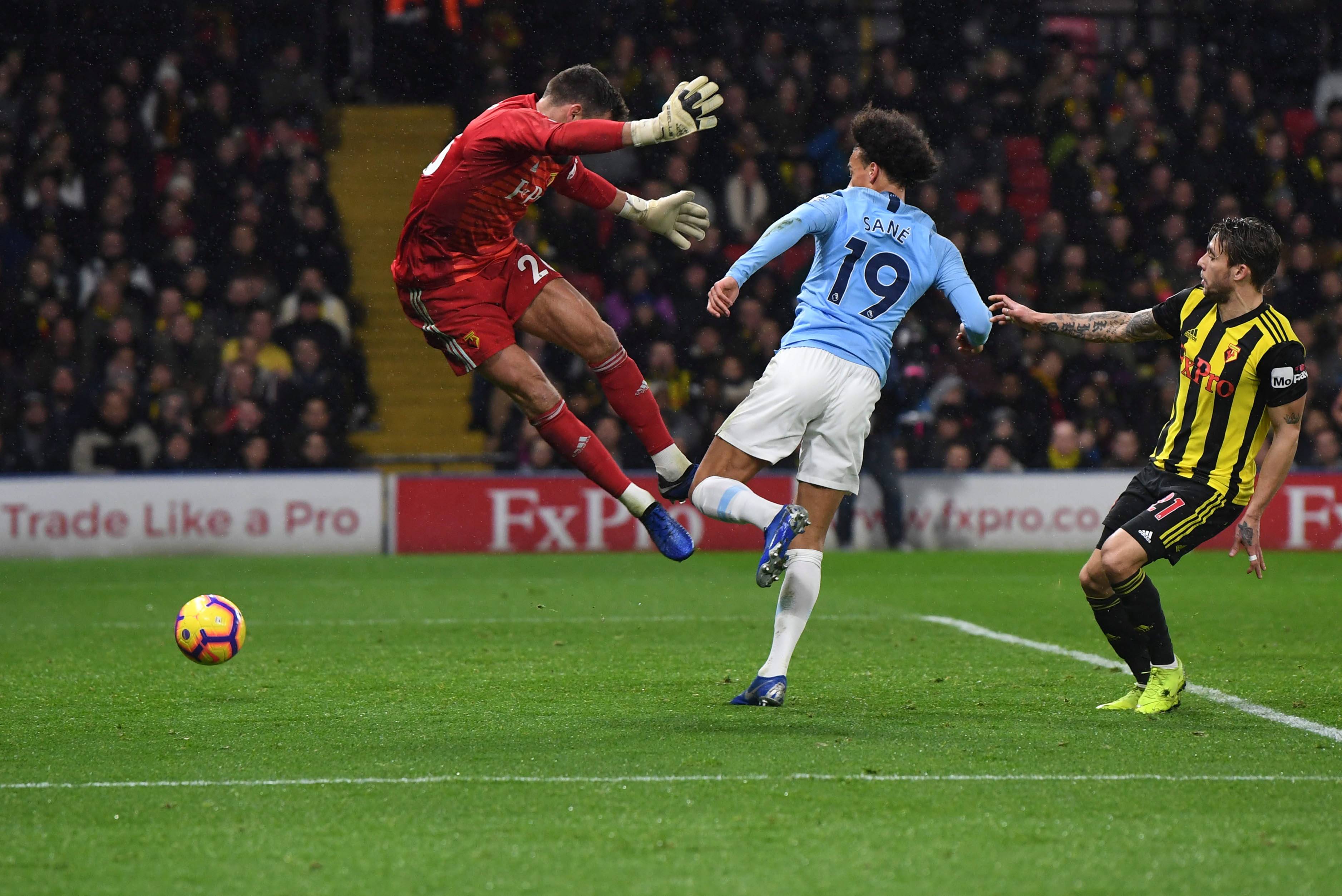 爱游戏官方-国际比赛日欧超杯焦点战，巴黎圣日耳曼单刀错失，悬念犹存，球队文化再被提及的简单介绍